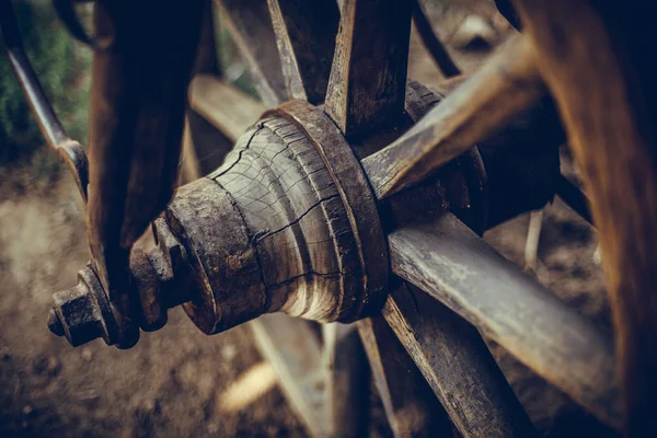 Imagen Color Una Vieja Rueda Carro Madera — Foto de Stock