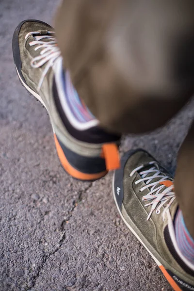 Acima Tiro Alguns Sapatos Desgastados Com Cadarços Sapatos — Fotografia de Stock