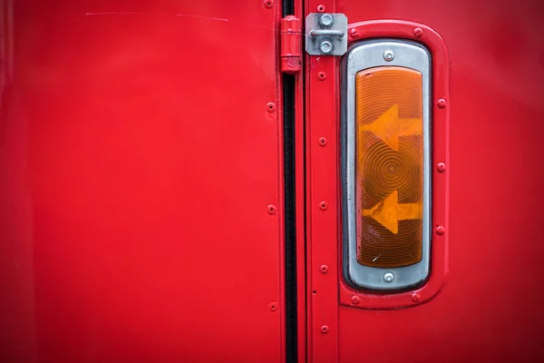 Nära Upp Skott Vintage Sväng Signalljus Röd Buss — Stockfoto