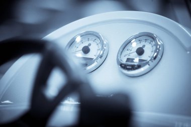 Bir teknede ölçü aygıtları