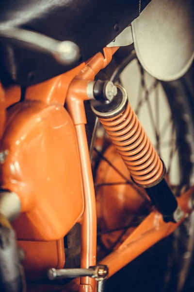 老式摩托车减震器 — 图库照片