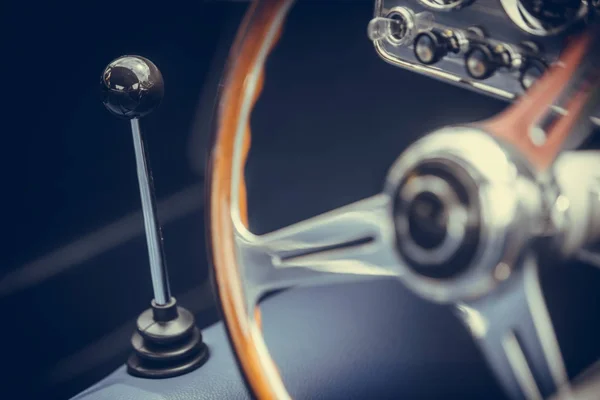 Gear shifter of a vintage car — Stock Photo, Image