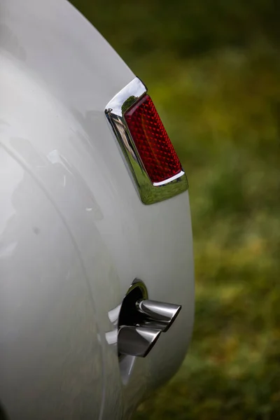 Red tail light of a classical vintage car — Stock Photo, Image