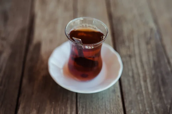 Traditional Turkish tea on the wooden background — Stock Photo, Image