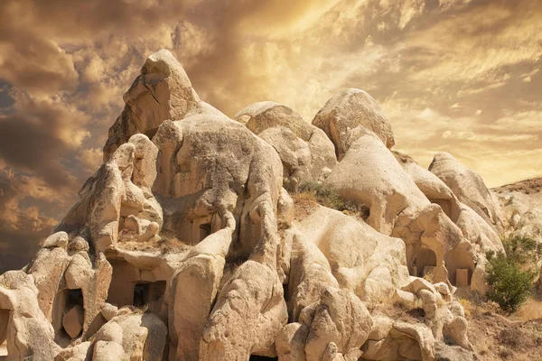 Kumtaşı, Kapadokya, Nevşehir ili, Anadolu Bölgesi Türkiye içinde etkileyici formlar.