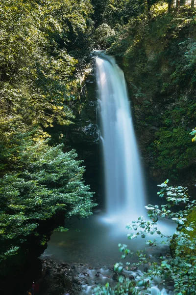 Cachoeira Palovit no Parque Nacional das Montanhas Kackar.Turquia, Rize — Fotografia de Stock