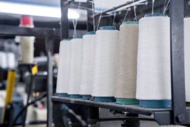 iç tekstil fabrikası. İplik üretim. Endüstriyel kavramı.