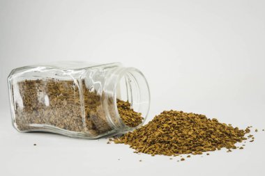 Siyah arkaplanda kahve çekirdekleri