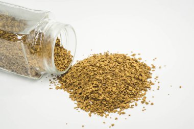 Siyah arkaplanda kahve çekirdekleri