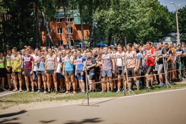 Rusya Moskova - 26 Mayıs 2019: Moskova'da 50 km'lik yarış 2019'da 16736 kişi başladı.