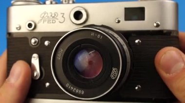 Los Angeles, Kaliforniya 12 Eylül 2019. Fotoğrafçı kamerayı kontrol et ve durumunu değerlendir