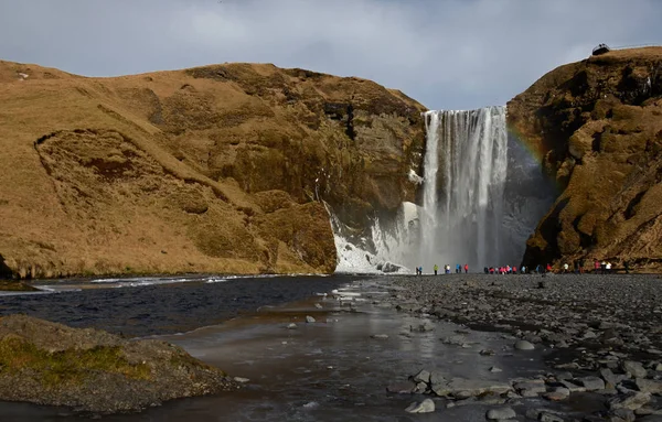 Skogafoss Vattenfall Floden Skougau Södra Island Regionen Sydurland Ligger Klipporna — Stockfoto