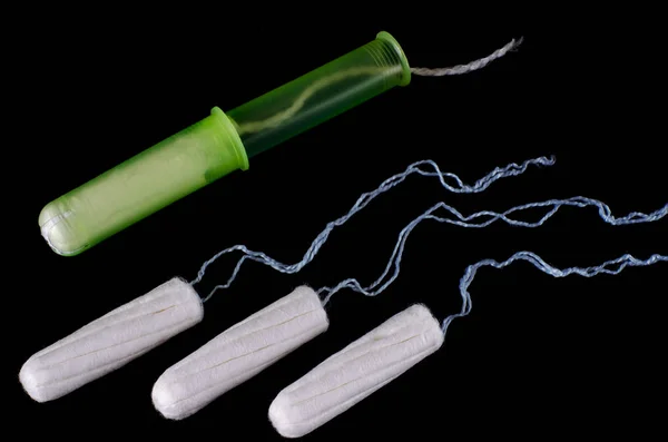 Concetto Mestruale Protezione Dell Igiene Femminile Tamponi Cotone Sfondo Nero — Foto Stock