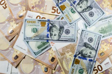 50 Avro yığını. Birçok banknot euro