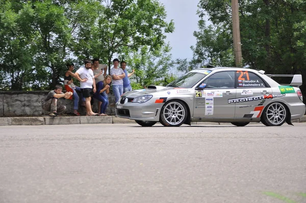 2 juin 2011 - Prime Yalta Rally 2011 La compétition automobile la plus prestigieuse et la plus exigeante d'Ukraine. Yalta, Crimée, Ukraine — Photo