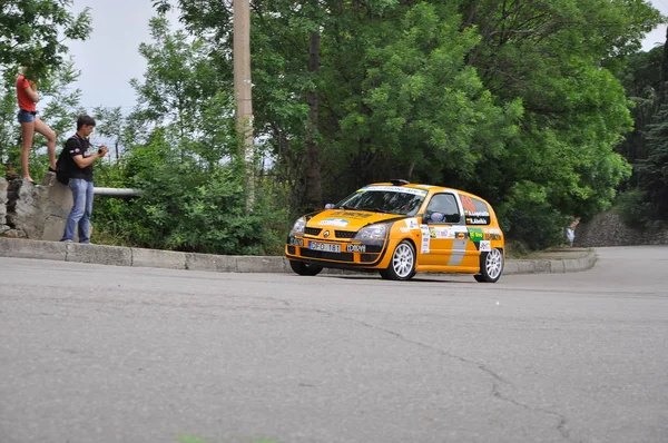 Haziran 2, 2011 - Prime Yalta Rally 2011 Ukrayna'nın en prestijli ve zorlu otomobil yarışması. Yalta, Kırım, Ukrayna — Stok fotoğraf