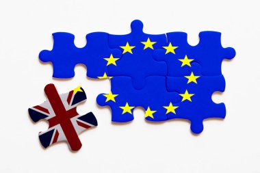 Brexit parçalı bulmaca kavramı beyaz arka plan üzerinde.