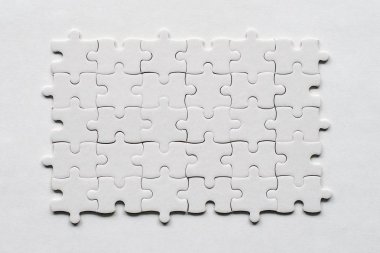 Beyaz bacground beyaz jigsaw bulmaca.