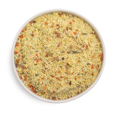 Kuru Sebze ve baharat beyaz arka plan üzerinde izole kase içinde karıştırın. Üstten Görünüm.