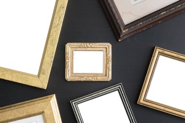 Koyu ahşap arka plan boş boş kareleri. Sanat Galerisi, Müze sergi beyaz kırpma yolu