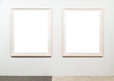 Beyaz arka plan üzerinde boş boş altın çerçeve. Sanat Galerisi, Müze sergi beyaz kırpma yolu