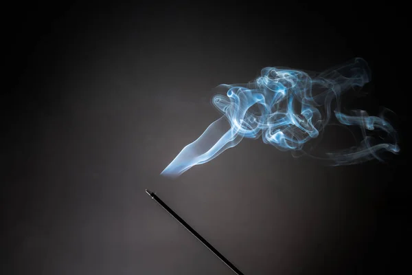 Палочка Курения Дымом Черном Фоне Тема Чистого Расслабления Дымовой Пар — стоковое фото