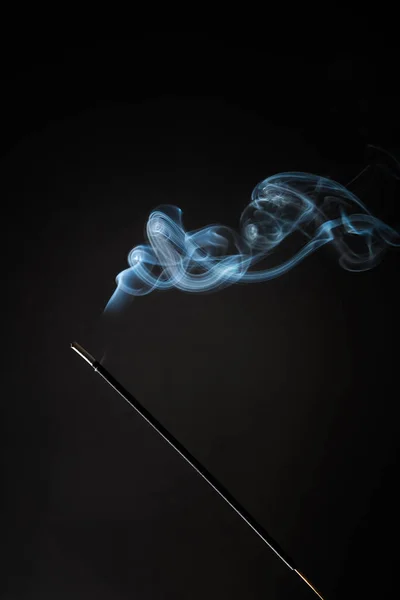 Smoking Incense Stick Smoke Going Black Background Pure Relaxation Theme — Stock Photo, Image