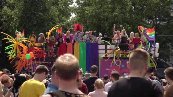 Vilnius Lituanie Juin 2019 Bus Soho Avec Drag Queens Événement — Video