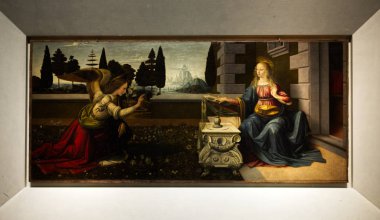 Floransa müzelerinde, katedrallerde ve eski binalarda küçük bir tatil..