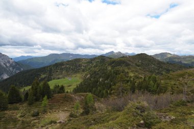 Güzel bir Pazar yürüyüşü cima di lanza