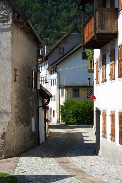 Pesariis Het Dorp Van Klokken Friuli Italië — Stockfoto