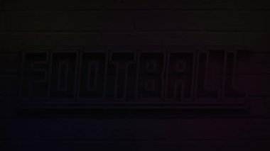 dekorasyon ve duvar arkası için gerçekçi neon yazılı futbol.