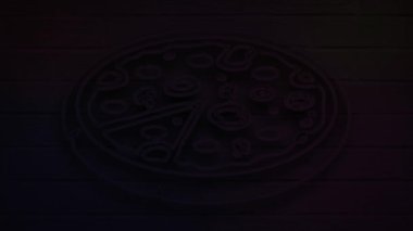 dekorasyon ve duvar arkası için gerçekçi neon pizza..