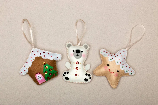 Conjunto Decoraciones Árboles Navidad Casa Oso Polar Estrella Hecho Mano — Foto de Stock