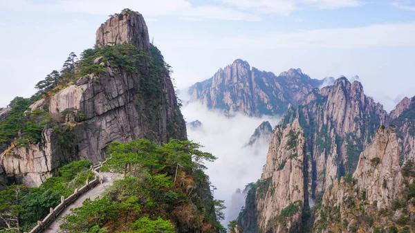 Huangshan Milli Parkı. Çin