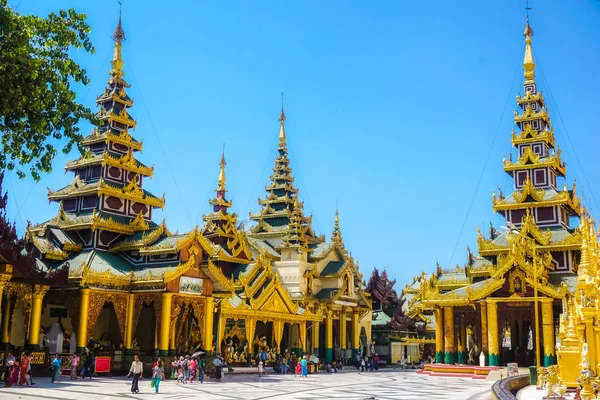 Yangon Myanmar Března 2017 Mnoho Krásných Zlatých Chrámů Území Komplexní — Stock fotografie