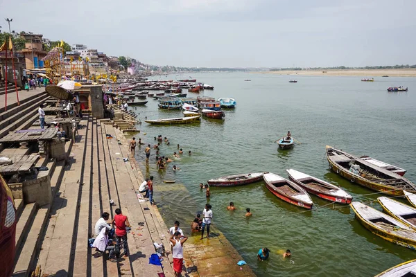 印度瓦拉纳西 2017年5月29日 瓦拉纳西市和神圣的甘加河的堤防 — 图库照片