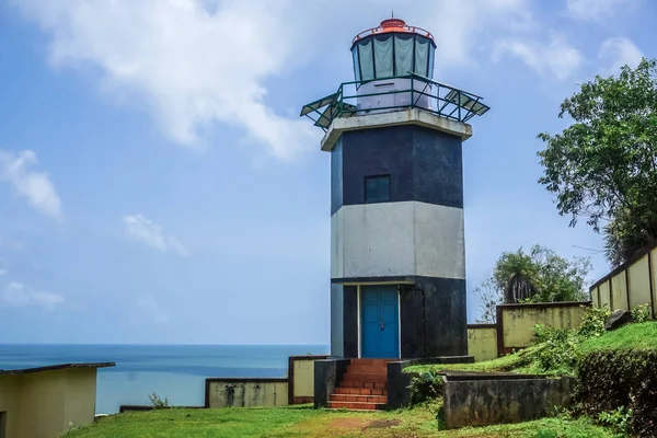 Leuchtturm Auf Einer Tropischen Halbinsel Nahe Dem Dorf Gokarna Indien — Stockfoto