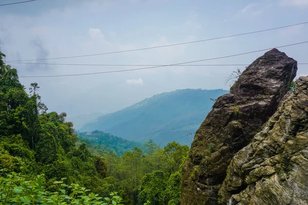 印度喜马拉雅山的山脉和丘陵的全景 印度大吉岭 — 图库照片