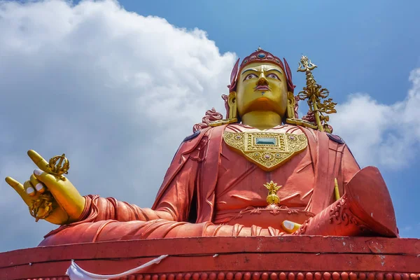 Enorme Estatua Del Guru Rinpoche Estado Sikkim India Imagen de stock