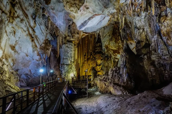 Paradise Cave Une Des Grandes Grottes Vietnam — Photo