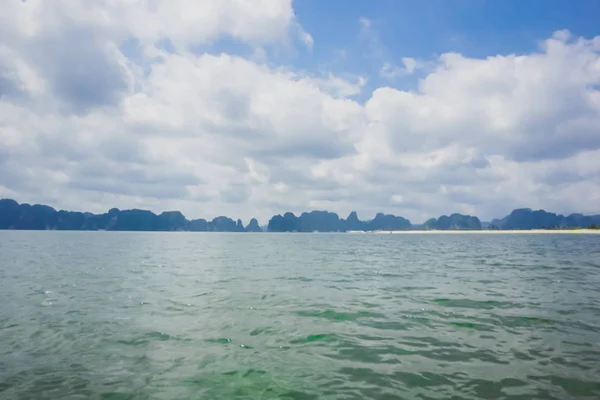 Montañas Agua Long Bay Vietnam — Foto de Stock