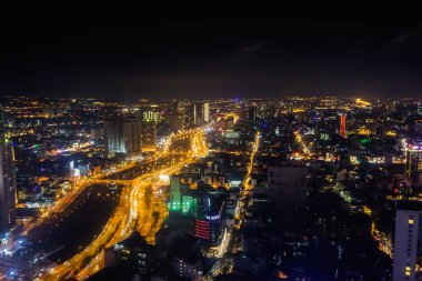 Ho Chi Minh Şehri, Vietnam - 4 Mart 2018: Ho Chi Minh şehrinin gece panoraması