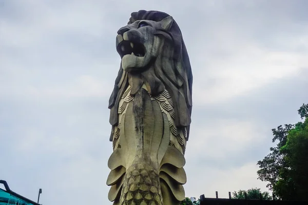 Статуя Мерлиона Парке Сентоса Сингапуре — стоковое фото