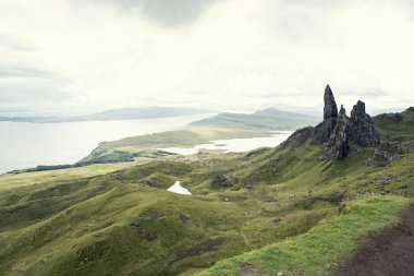 Yaşlı adam Storr kaya oluşumu. Isle of Skye, İskoçya.