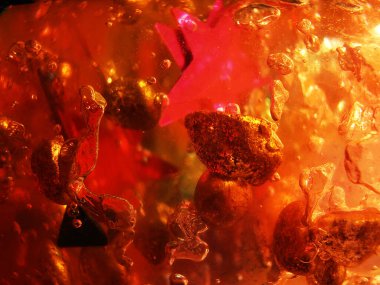 Farklı şekillerin ve çoklu renklerin soyut resmi