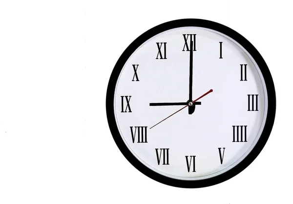 Cyfry rzymskie zegar ścienny — Zdjęcie stockowe