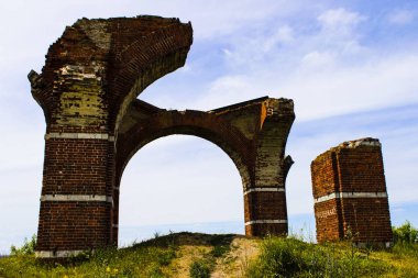Eski Ryazan Oka Nehri üzerindeki kalıntıları