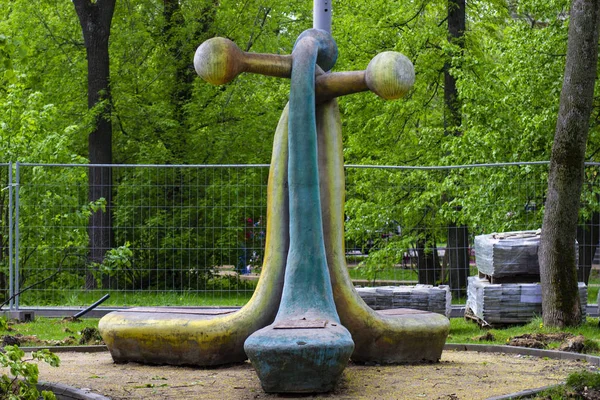 Abstrakte Eisenfigur Sokolniki Park Moskau Russland — Stockfoto