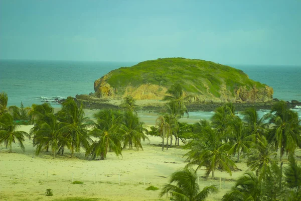 Einsame Grüne Insel Pazifik Vor Der Asiatischen Küste — Stockfoto